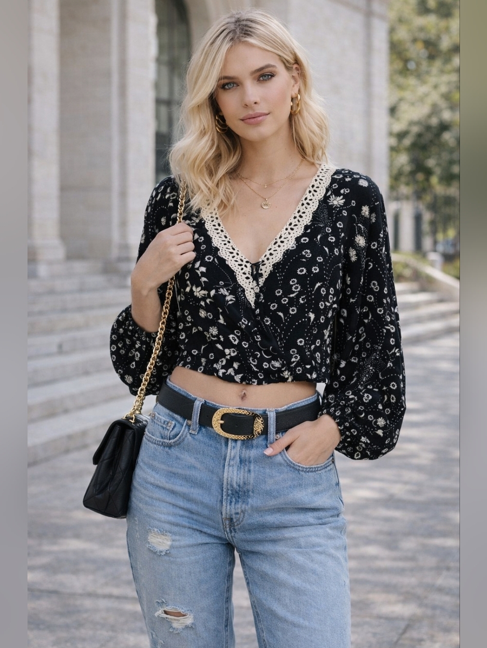 Free People Magic Light Black White Floral Cropped Blouse Boho Lace V Neck Sz XS